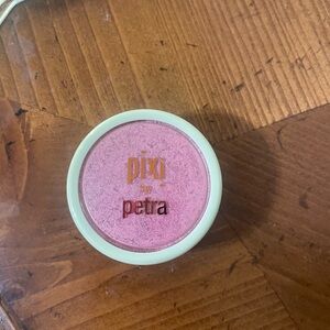 Pixi by Petra Peach Parfait Blush